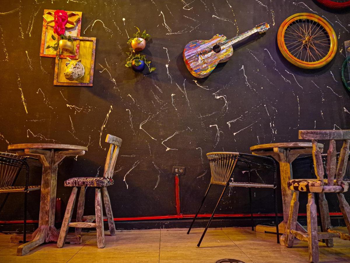 Urban Hostal Bar Bucaramanga Eksteriør bilde